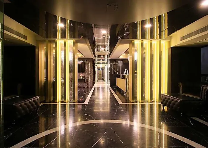 Pratunam Atrium Bangkok