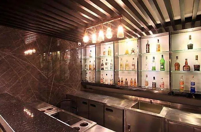 Pratunam Atrium 4*
